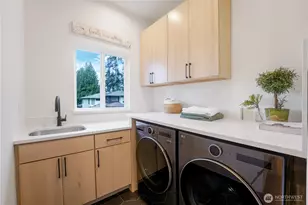 12226 NE 70th St, Kirkland, WA 98033 - Photo 38