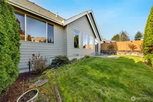 8828 129th Ave SE, Newcastle, WA 98056 - Photo 32