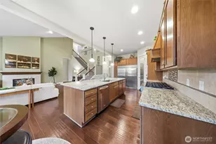 8828 129th Ave SE, Newcastle, WA 98056 - Photo 10