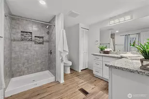 10701 Holly Dr, Everett, WA 98204 - Photo 26