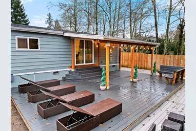 10701 Holly Drive, Everett, WA 98204 - Photo 2