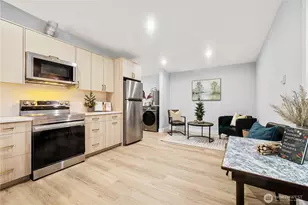 10701 Holly Dr, Everett, WA 98204 - Photo 32