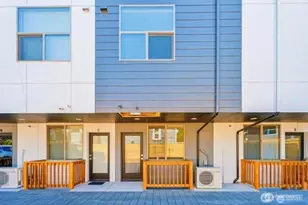 604 77th St, Seattle, WA 98117 - Photo 6