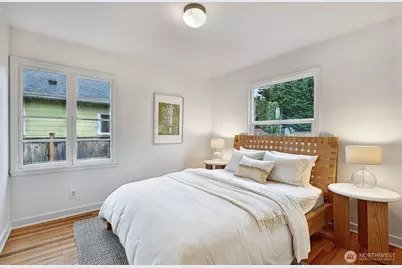 7357 12th Avenue NW, Seattle, WA 98117 - Photo 12