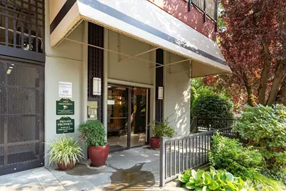 410 W Roy Street #E101, Seattle, WA 98119 - Photo 2