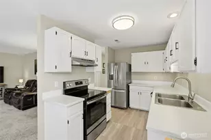 4122 212th St SW, Mountlake Terrace, WA 98043 - Photo 8