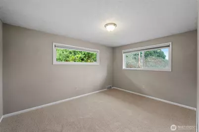 7121 Highland Drive, Everett, WA 98203 - Photo 18