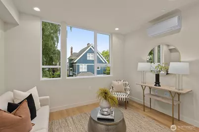 1106 B 34th Avenue, Seattle, WA 98122 - Photo 6