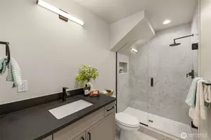 1106 B 34th Ave, Seattle, WA 98122 - Photo 18