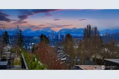 1810 E Mercer Street, Seattle, WA 98112 - Photo 24