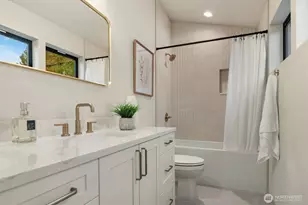 10809 NE 60th St, Kirkland, WA 98033 - Photo 14