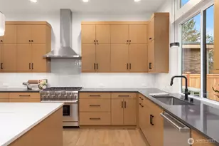 13117 NE 104th St, Kirkland, WA 98033 - Photo 12