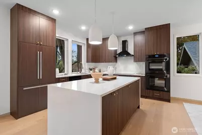 4104 49th Avenue SW, Seattle, WA 98116 - Photo 18