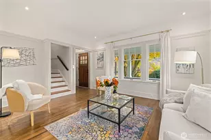 2912 3rd Ave N, Seattle, WA 98109 - Photo 8