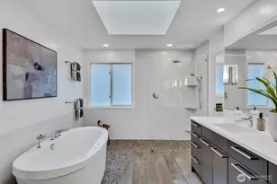 8402 SE 53rd Pl, Mercer Island, WA 98040 - Photo 22