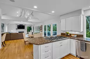 8402 SE 53rd Pl, Mercer Island, WA 98040 - Photo 12