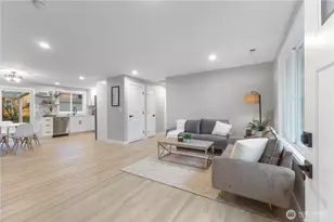 604 NE Valley Oak Dr, Bremerton, WA 98311 - Photo 4