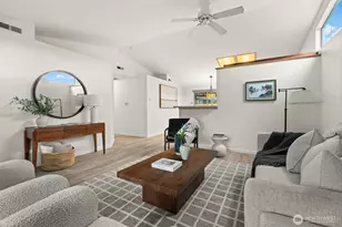 6935 Troy Ln NE, Bremerton, WA 98311 - Photo 6