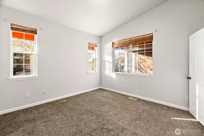 7640 Kodiak Avenue NE, Olympia, WA 98516 - Photo 10