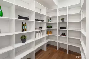 208 106th Ave SE, Bellevue, WA 98004 - Photo 18