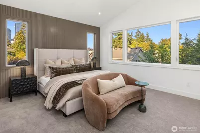 208 106th Avenue SE, Bellevue, WA 98004 - Photo 30