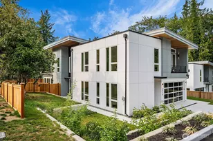 3978 162nd Pl SE, Bellevue, WA 98006 - Photo 2