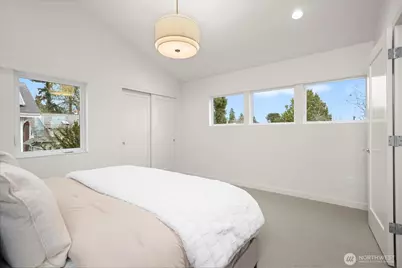 4222 Meridian Avenue N #B, Seattle, WA 98103 - Photo 4