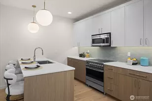 4222 Meridian Ave N, Seattle, WA 98103 - Photo 8