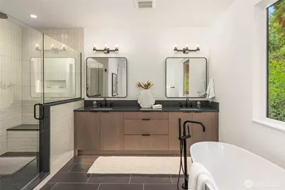 10620 NE 28th Place, Bellevue, WA 98004 - Photo 30