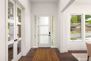 10620 NE 28th Pl, Bellevue, WA 98004 - Photo 4