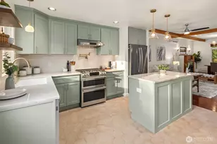 1629 22nd Ave, Seattle, WA 98122 - Photo 18