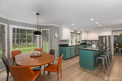 10310 219th Court NE, Redmond, WA 98053 - Photo 6