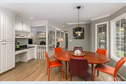 10310 219th Court NE, Redmond, WA 98053 - Photo 8