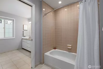 10310 219th Court NE, Redmond, WA 98053 - Photo 20