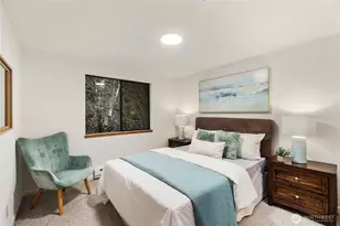 700 N 160th St, Shoreline, WA 98133 - Photo 16