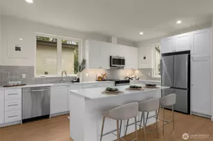 4409 21st Ave SW, Seattle, WA 98106 - Photo 8