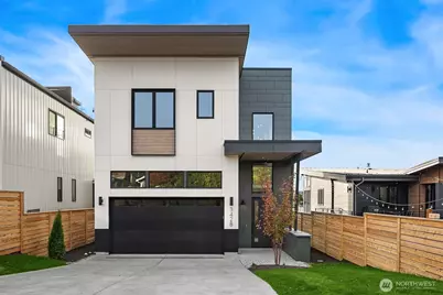 3428 13th Avenue W, Seattle, WA 98119 - Photo 2