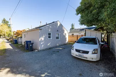 1221 S 12th Street, Mount Vernon, WA 98274 - Photo 28