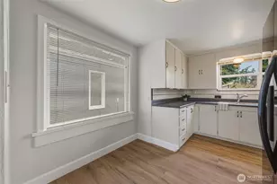 1221 S 12th St, Mount Vernon, WA 98274 - Photo 8