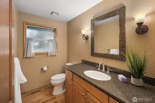 18412 NE 192nd St, Woodinville, WA 98077 - Photo 16