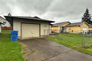 1409 Bowmont Ave, Kelso, WA 98626 - Photo 2