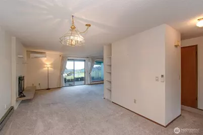 1301 S Third Avenue #9B, Sequim, WA 98382 - Photo 6