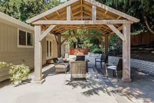 1136 205th Ave NE, Sammamish, WA 98074 - Photo 34