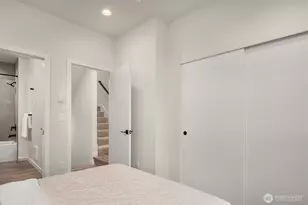 6712 B Corson Ave S, Seattle, WA 98108 - Photo 20