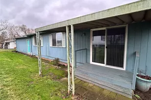 504 Lord St, Kelso, WA 98626 - Photo 4