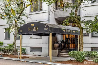 1105 Spring Street #1309, Seattle, WA 98104 - Photo 2