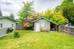 733 E 10th St, Port Angeles, WA 98362 - Photo 28