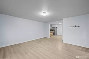 15001 11th Ave E, Tacoma, WA 98445 - Photo 16