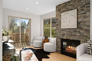 213 N 39th St, Seattle, WA 98103 - Photo 12