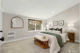 213 N 39th St, Seattle, WA 98103 - Photo 16